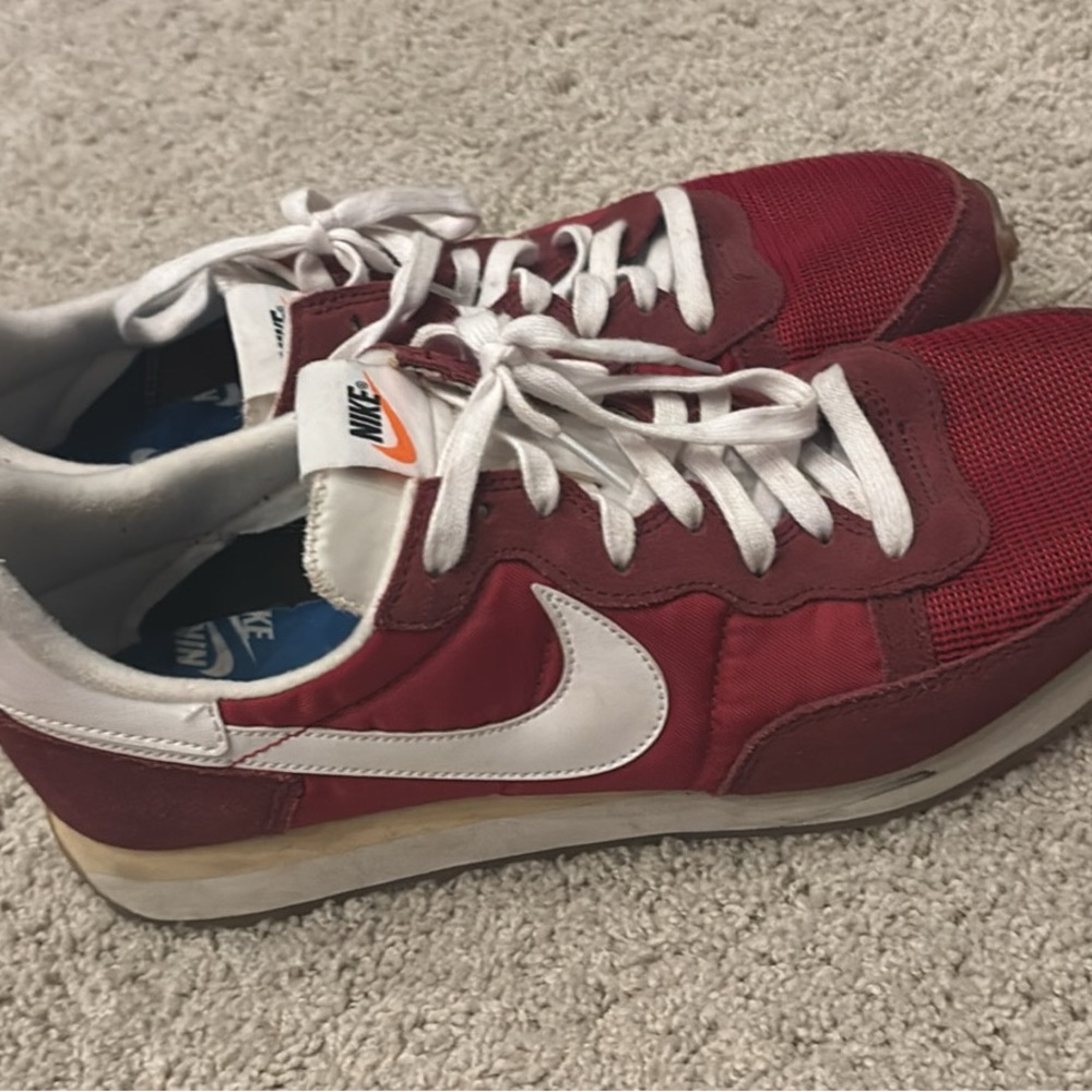 Nike Men's Burgundy and White Sneakers